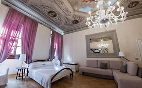 N4u Guest House Florence